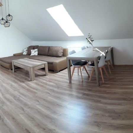 Apartman Za-Ka 1 Ubytovani Litovel Cervenka Екстер'єр фото